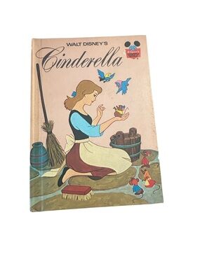 Vintage 1974 Cinderella from the "Disney's Wonderful World of Reading" series